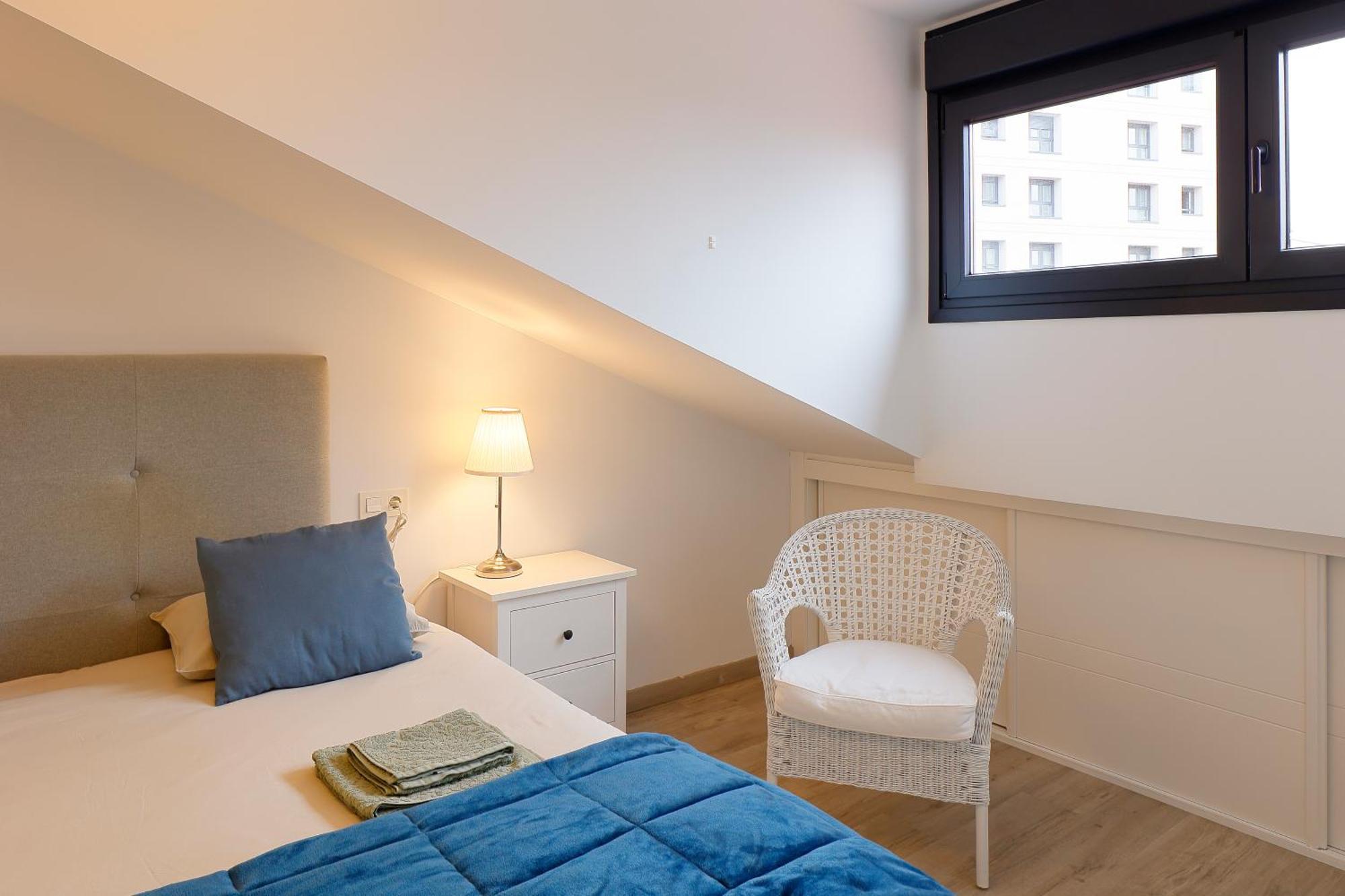 Atico Con Terraza En Playa De San Lorenzo Gijón Eksteriør billede