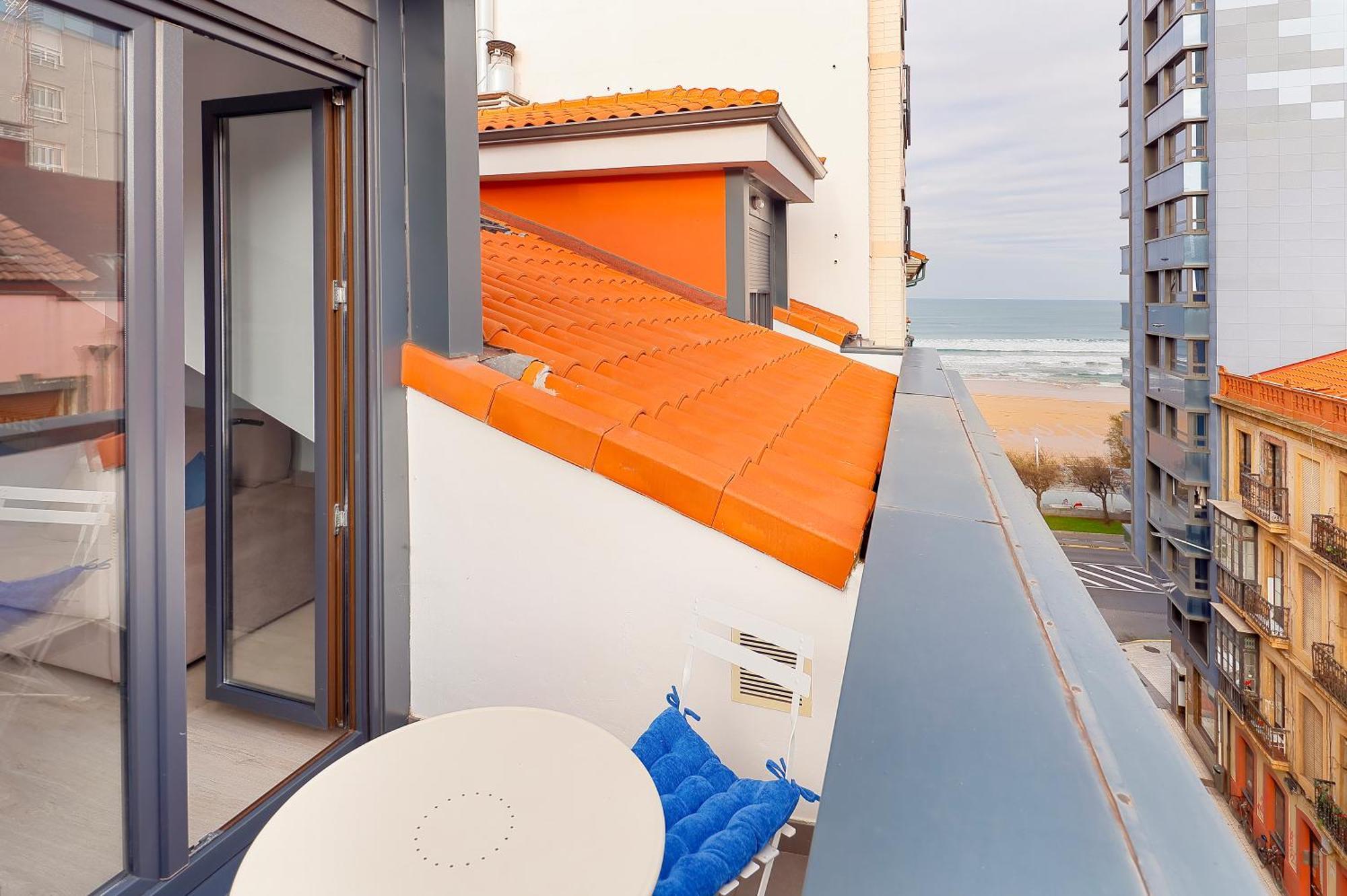Atico Con Terraza En Playa De San Lorenzo Gijón Eksteriør billede